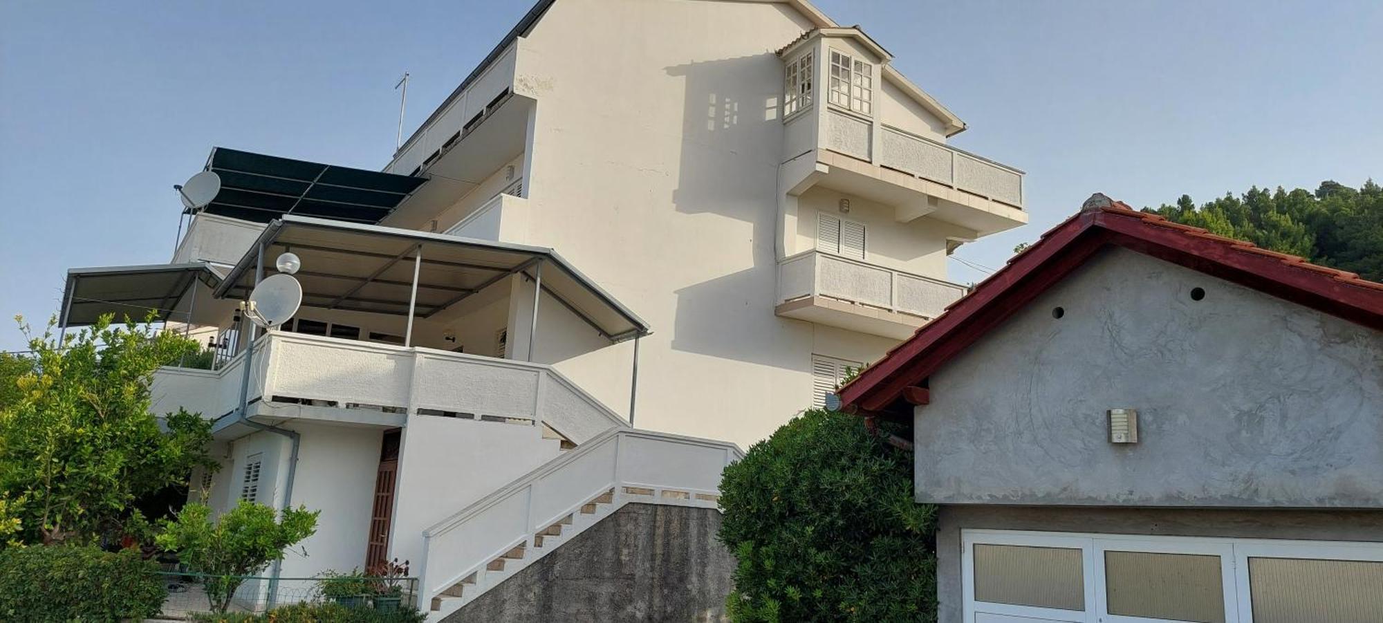 Apartmani Sladana Kampor 外观 照片