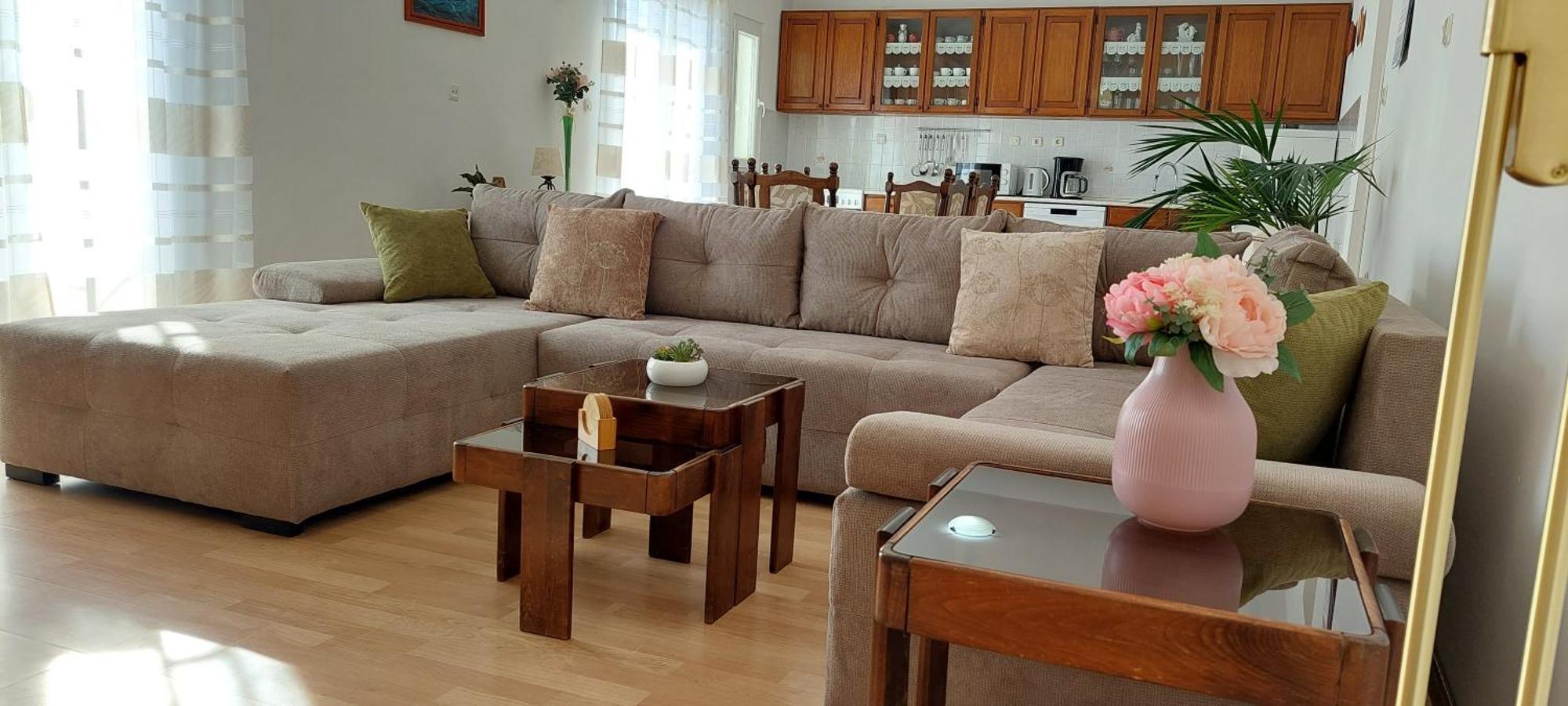 Apartmani Sladana Kampor 外观 照片